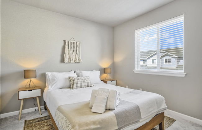 3BD Modern Home Close to Usafa - Photo 8