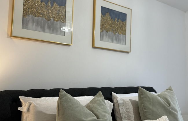 Luxury Apartment in Dartford - Photo 14