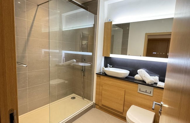 Luxury Apartment in Dartford - Photo 16