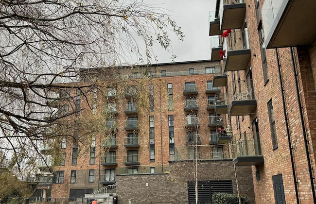 Luxury Apartment in Dartford - Photo 20