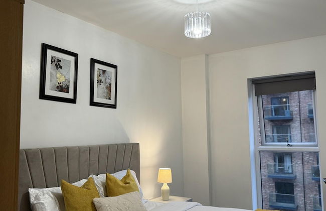 Luxury Apartment in Dartford - Photo 2