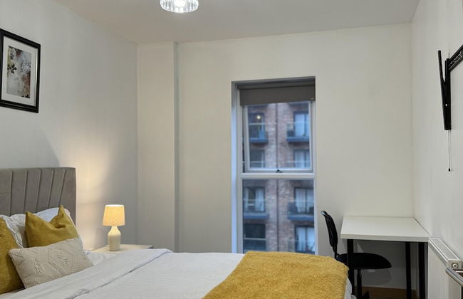 Luxury Apartment in Dartford - Photo 8