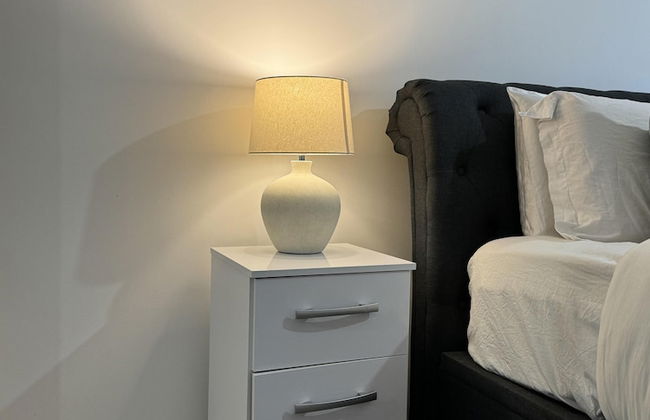 Luxury Apartment in Dartford - Photo 15