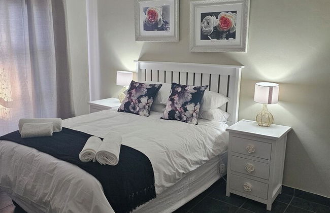 Amberdale Estate Self Catering - Photo 3