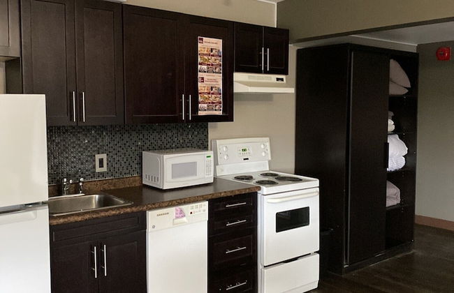 Norman Bay Inn - Photo 13