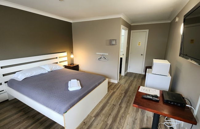 Norman Bay Inn - Photo 5