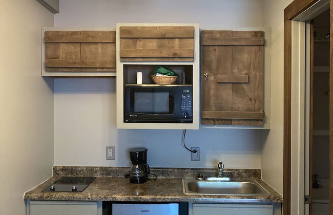 Gold Suites Rentals - Photo 7
