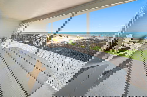 Foto 20 - Three Steps to the Beach - 2 Br townhouse by RedAwning