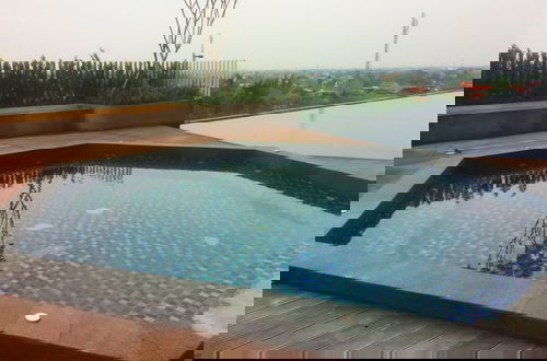 Foto 17 - Best Price Studio Apartment Springwood Residence