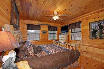 Foto 4 - Secluded Memories 2 Bedroom Cabin by RedAwning