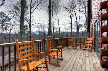 Foto 23 - Secluded Memories 2 Bedroom Cabin by RedAwning