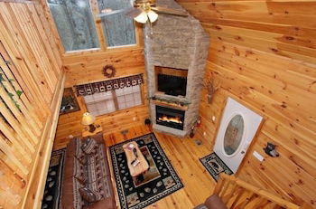 Foto 20 - Secluded Memories 2 Bedroom Cabin by RedAwning