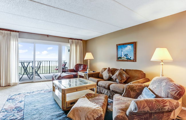 Recently Renovated Ocean Front Condo by RedAwning - Foto 1