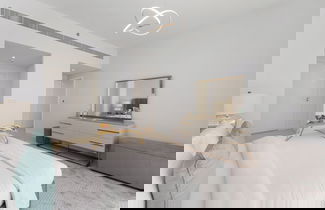 Foto 3 - Maison Privee - Seaside JBR Living w/ Open Sea & Bluewaters Views