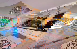 Photo 1 - Sea Breeze Beachfront Apartments