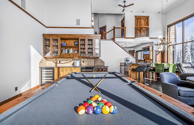 Inuksuk Lodge 4800 sq ft of Excellence - Foto 47