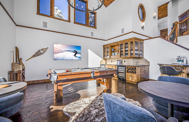 Inuksuk Lodge 4800 sq ft of Excellence - Foto 46