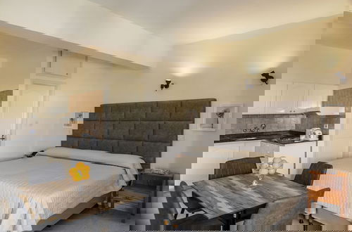 Photo 20 - Stephanos Hotel Apartments