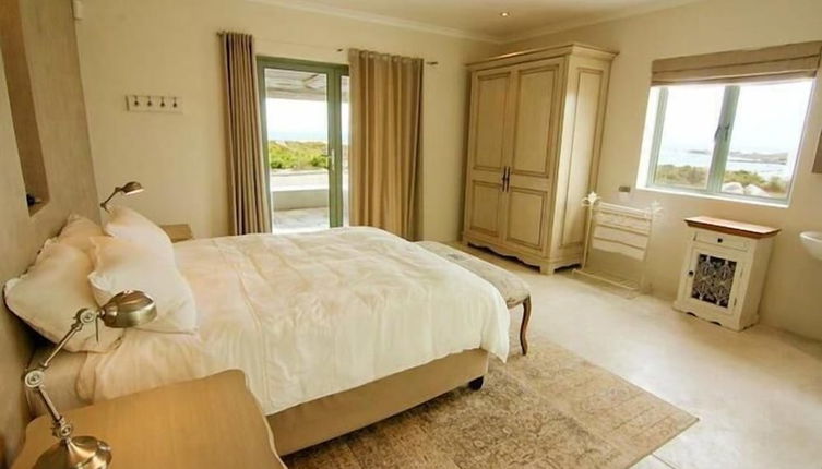 Photo 1 - Bamboesbaai Beach House