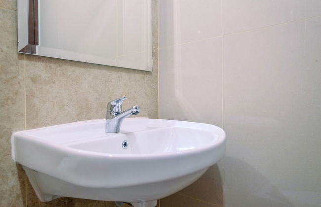 Comfortable and Cozy Studio Room at Transpark Cibubur Apartment - Photo 9