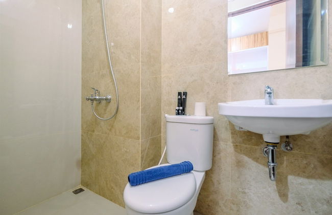 Comfortable and Cozy Studio Room at Transpark Cibubur Apartment - Photo 8