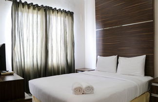 Photo 1 - Nice And Stylish 2Br At Sudirman Park Apartment