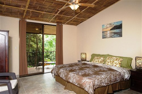 Photo 5 - Bali Inspired Casa Cascada w Jungle Views Wi-fi Private Pool ac