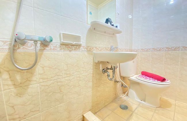Simply 2BR at Majesty Apartment - Foto 15
