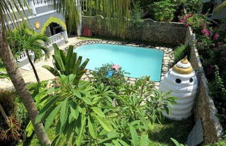 Photo 3 - Villa Tuffah 3 Minutes Walk to the Beach