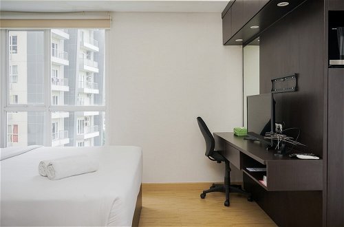 Photo 14 - Elegant and Homey Studio at Casa De Parco Apartment BSD City