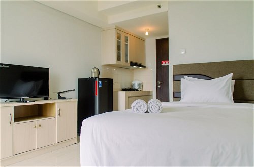 Photo 12 - Nice and Cozy Studio at Serpong Green View Apartment
