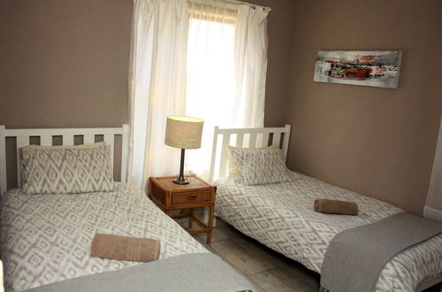 Photo 11 - Amies Self-catering Apartments