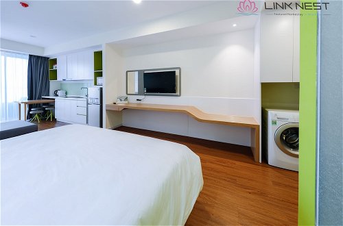Photo 19 - LinkNest Seaview Apartment