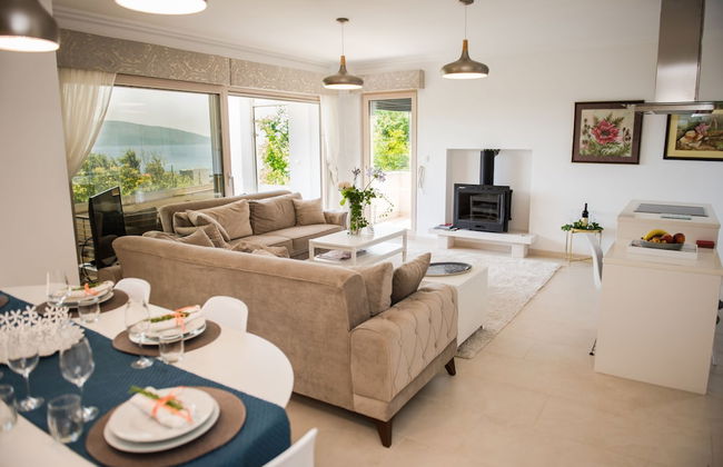 3 Bedroom 3 Bathroom Pool ,ivy House Montenegro - Foto 15