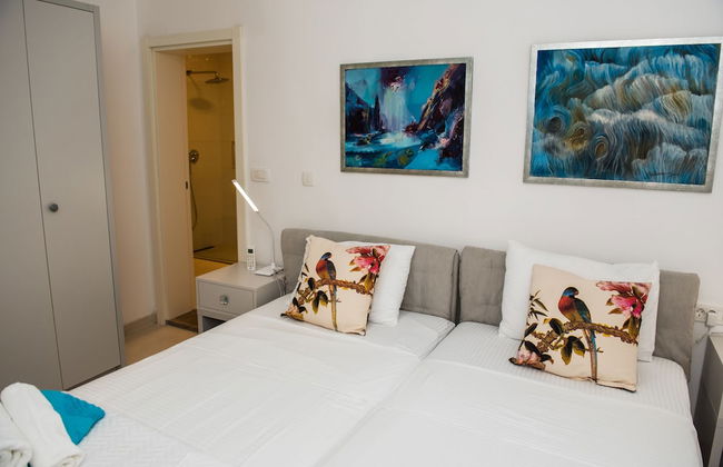 3 Bedroom 3 Bathroom Pool ,ivy House Montenegro - Foto 3