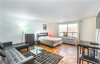 Foto 2 - Magnificent Studio at Leaside -10 Mins to Downtown