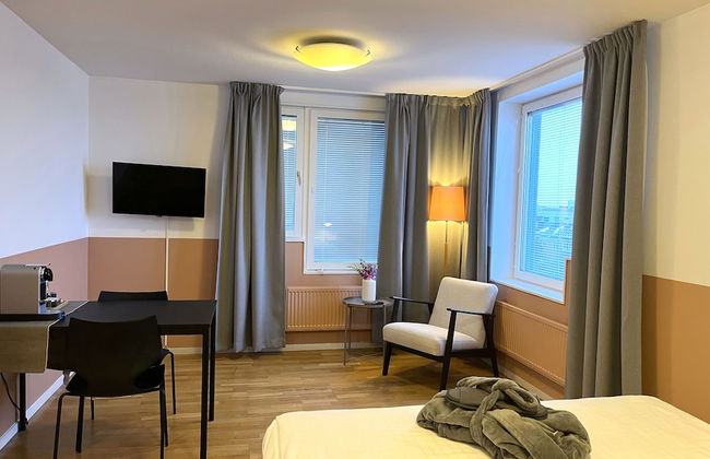 2Home Hotel Apartments - Photo 25