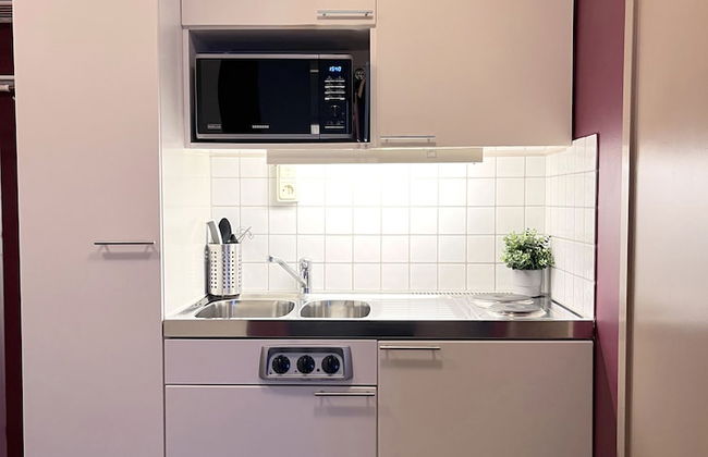 2Home Hotel Apartments - Photo 32