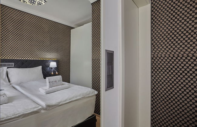 The Queen Luxury Apartments - Villa Medici - Foto 35