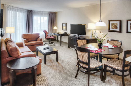 Photo 3 - Les Suites Hotel Ottawa