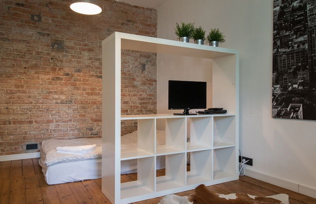 Bizzi LuxProchnika Studio - Photo 8