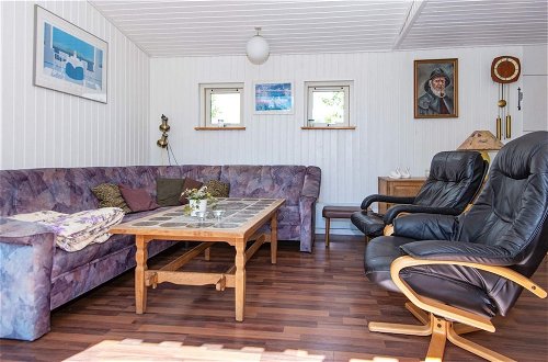 Photo 9 - Cozy Holiday Home in Ørsted near Beach