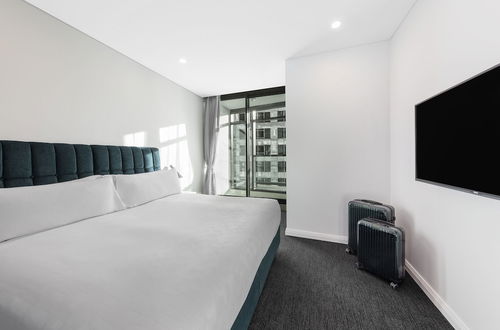 Photo 11 - Meriton Suites Sussex Street