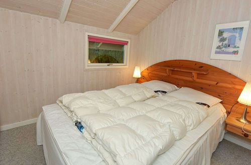 Photo 8 - 8 Person Holiday Home in Oksbol