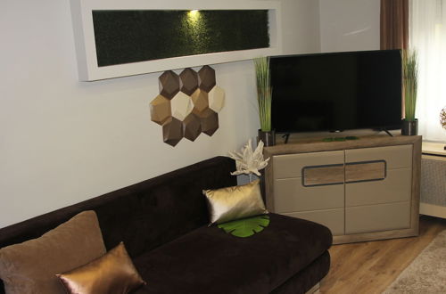 Photo 12 - Mox Downtown Apartman