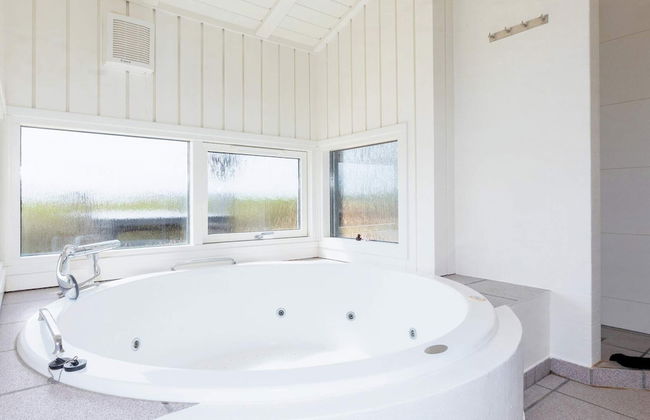 8 Person Holiday Home in Hirtshals - Foto 11