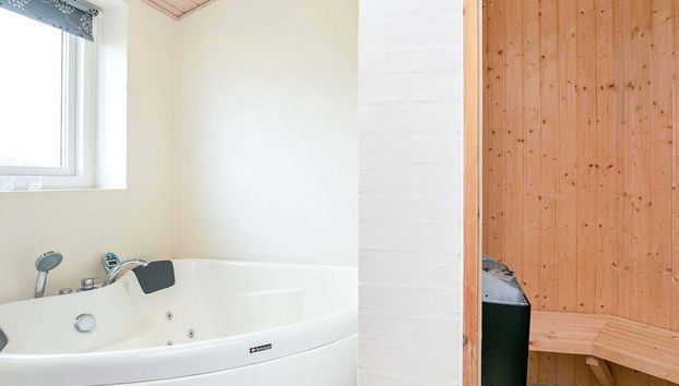 8 Person Holiday Home in Faaborg - Foto 4