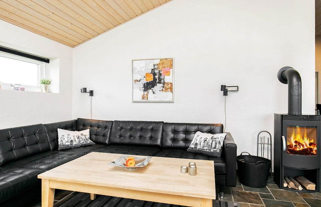 8 Person Holiday Home in Faaborg - Foto 11