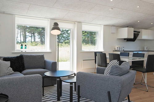 Foto 4 - 6 Person Holiday Home in Lokken