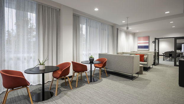 Lobby lounge